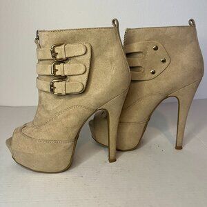 Gorgeous Zigi Soho Sincere Tan Faux Suede Bootie Open Toe Booties 8.5